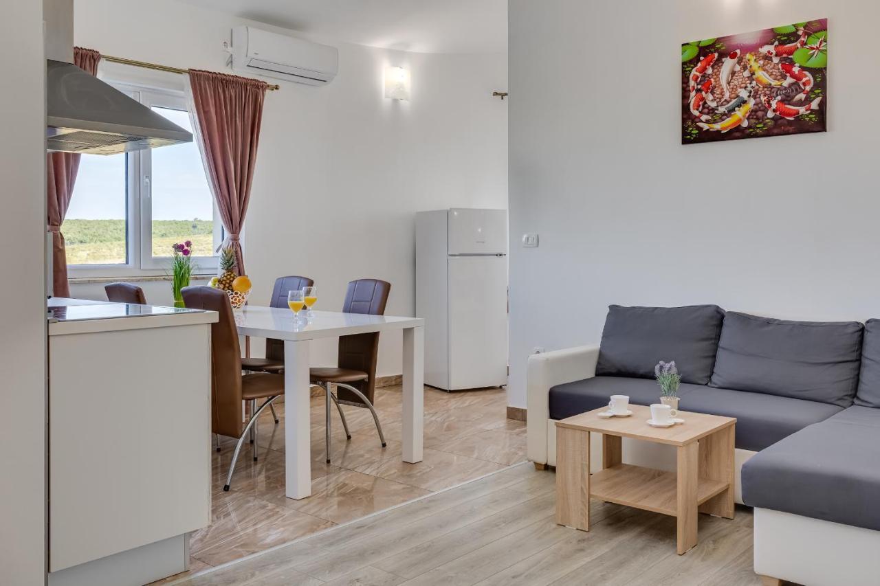 Apartment Miruna S Bazenom Donje Rastane 외부 사진