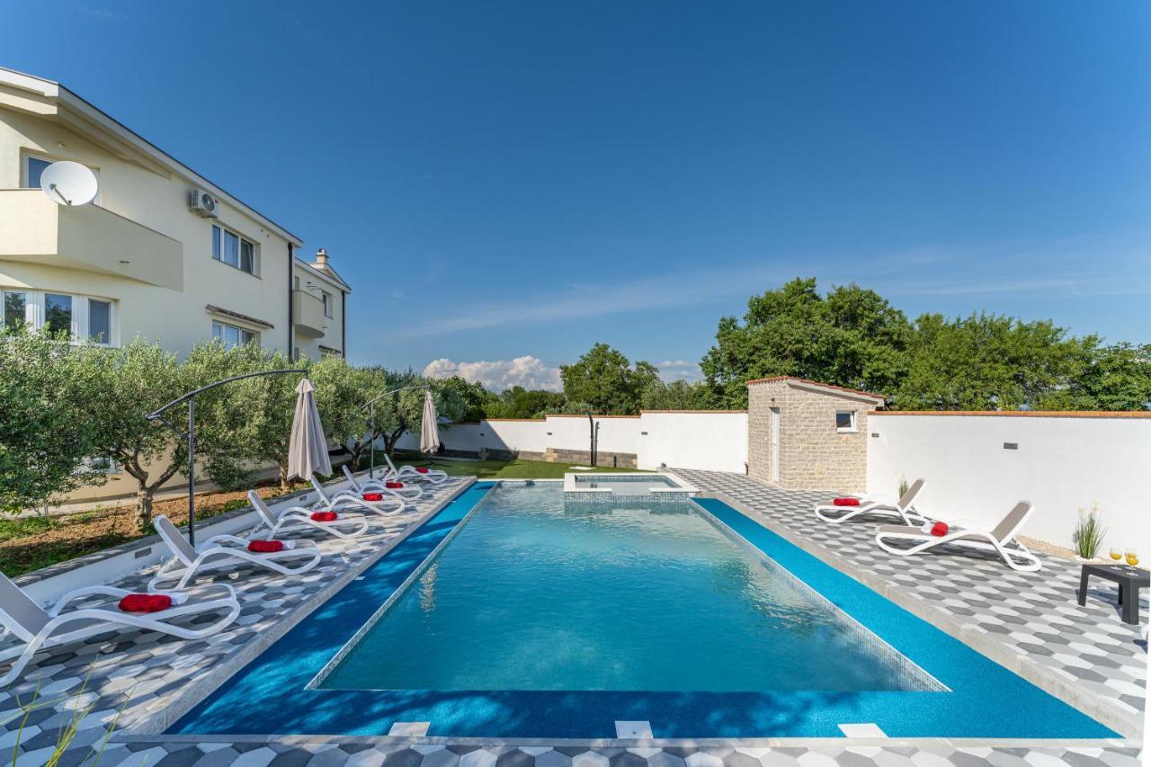 Apartment Miruna S Bazenom Donje Rastane 외부 사진