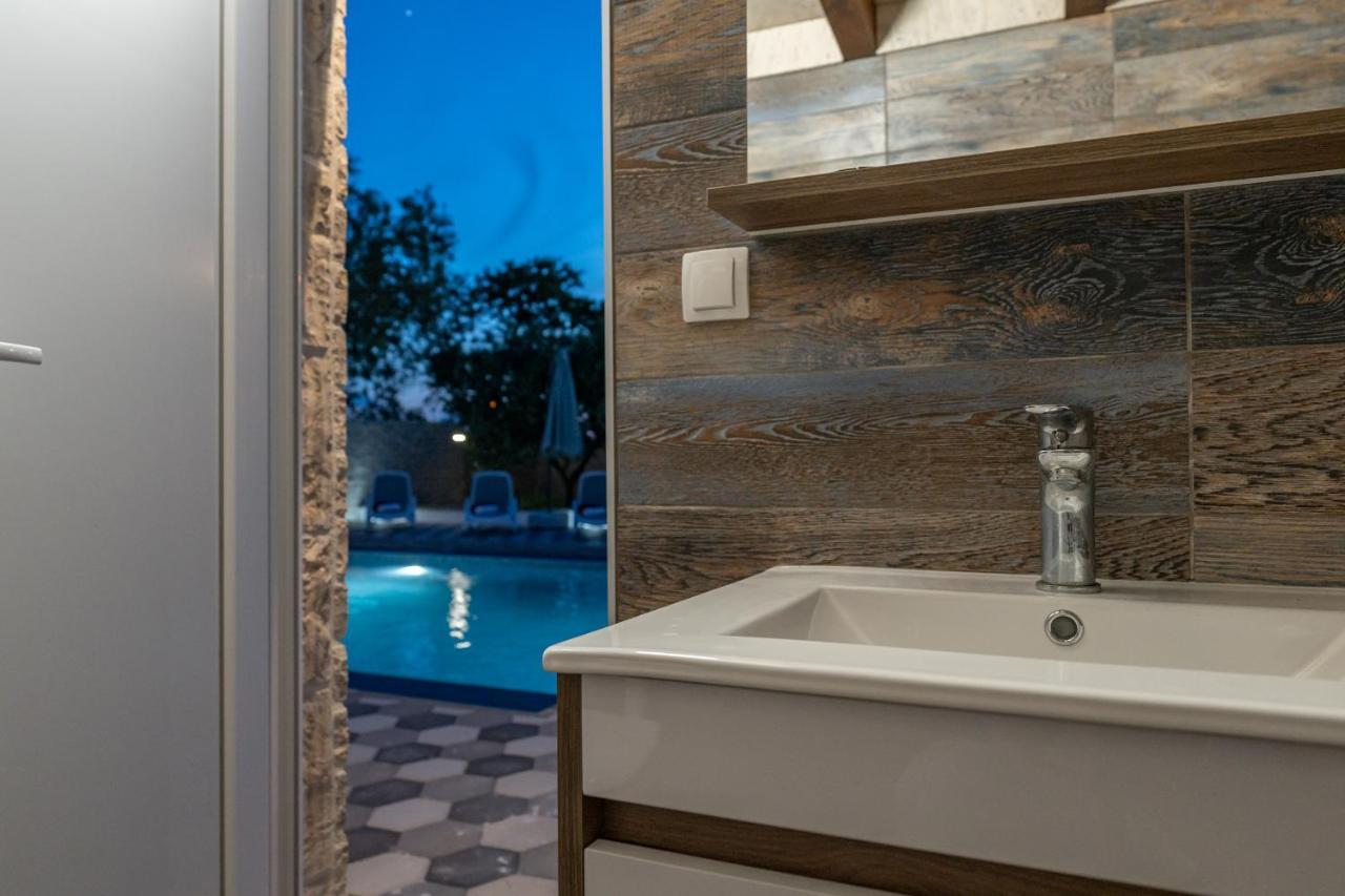 Apartment Miruna S Bazenom Donje Rastane 외부 사진